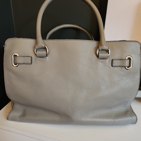 Micheal Kors Bag - Picture 3 of 13